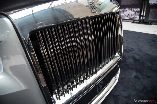 Xe siêu sang Rolls-Royce Phantom 2018 có giá khởi điểm lên gần 744.000 USD - Ảnh 5. Xe siêu sang Rolls-Royce Phantom 2018 có giá khởi điểm lên gần 744.000 USD - Ảnh 5.