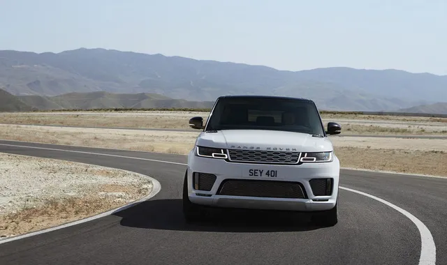 SUV hạng sang Range Rover Sport 2018 trình làng với trang bị tốt hơn - Ảnh 5. SUV hạng sang Range Rover Sport 2018 trình làng với trang bị tốt hơn - Ảnh 5.
