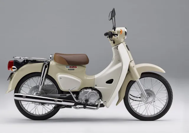 Honda Super Cub 2018 trình làng với đèn pha LED, giá từ 46,5 triệu Đồng - Ảnh 4. Honda Super Cub 2018 trình làng với đèn pha LED, giá từ 46,5 triệu Đồng - Ảnh 4.