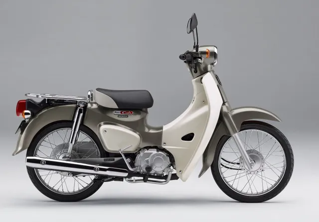 Honda Super Cub 2018 trình làng với đèn pha LED, giá từ 46,5 triệu Đồng - Ảnh 5. Honda Super Cub 2018 trình làng với đèn pha LED, giá từ 46,5 triệu Đồng - Ảnh 5.