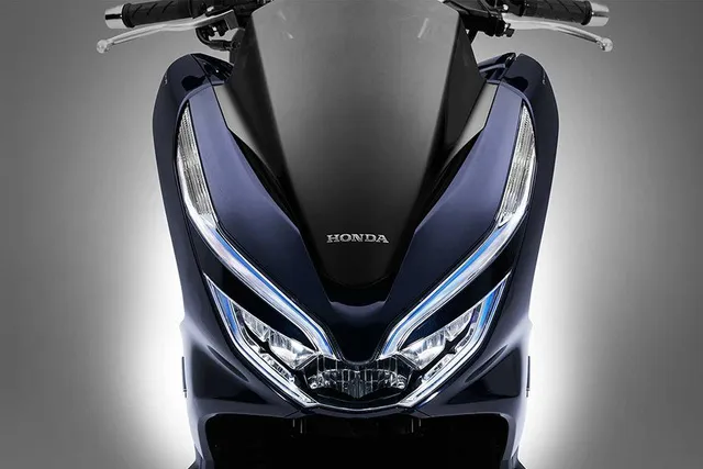 Bộ đôi Honda PCX Hybrid và PCX Electric được vén màn, sẽ bán vào năm sau - Ảnh 12. Bộ đôi Honda PCX Hybrid và PCX Electric được vén màn, sẽ bán vào năm sau - Ảnh 12.