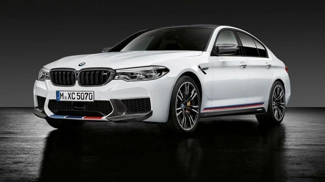 Những điều thú vị của BMW M5 Performance mới ra mắt Những điều thú vị của BMW M5 Performance mới ra mắt