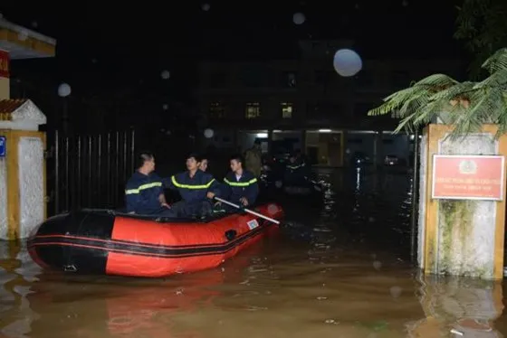 Sẽ xả tràn tự do toàn bộ các hồ chứa nước ảnh 10