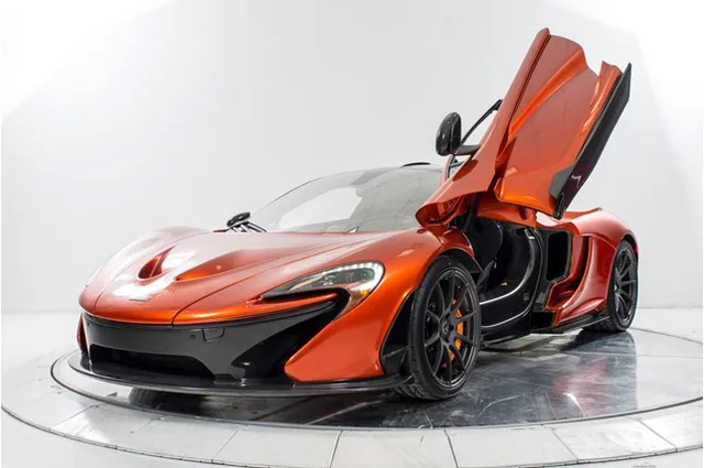 Siêu xe McLaren P1 lăn bánh ít nhất thế giới có giá 2,4 triệu USD - Ảnh 3. Siêu xe McLaren P1 lăn bánh ít nhất thế giới có giá 2,4 triệu USD - Ảnh 3.