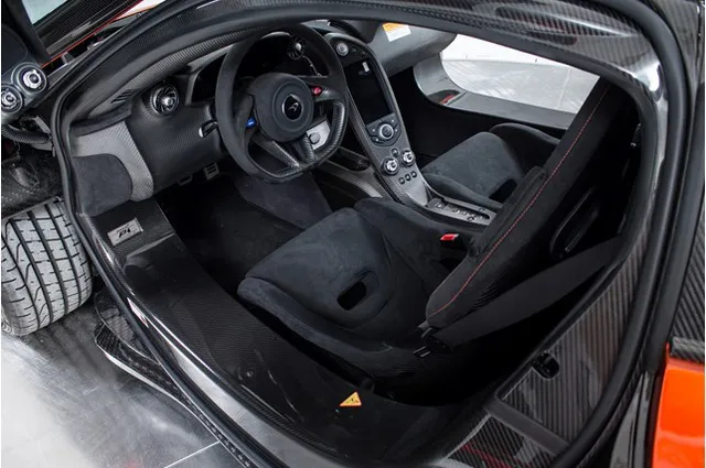 Siêu xe McLaren P1 lăn bánh ít nhất thế giới có giá 2,4 triệu USD - Ảnh 6. Siêu xe McLaren P1 lăn bánh ít nhất thế giới có giá 2,4 triệu USD - Ảnh 6.