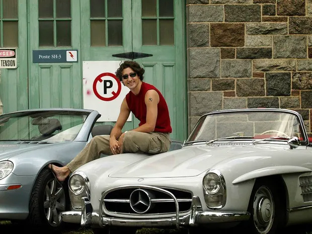 Chiếc Mercedes-Benz 300SL đặc biệt của Thủ tướng Canada Justin Trudeau - Ảnh 8. Chiếc Mercedes-Benz 300SL đặc biệt của Thủ tướng Canada Justin Trudeau - Ảnh 8.