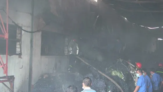 Cháy Khu công nghiệp Tân Thới Hiệp, công nhân bỏ chạy tán loạn ảnh 3 Cháy Khu công nghiệp Tân Thới Hiệp, công nhân bỏ chạy tán loạn ảnh 3