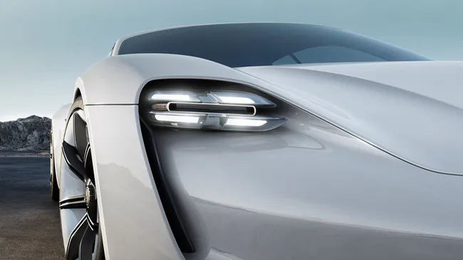 5 siêu xe điện đủ sức “đua” với Tesla Roadster 5 siêu xe điện đủ sức “đua” với Tesla Roadster