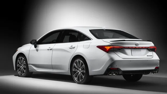 Toyota Avalon 2019 chính thức lộ diện - Ảnh 2. Toyota Avalon 2019 chính thức lộ diện - Ảnh 2.