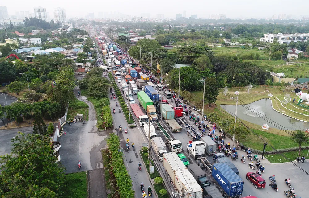 Am anh doan duong 8 km di mat 6 tieng o Sai Gon hinh anh 15