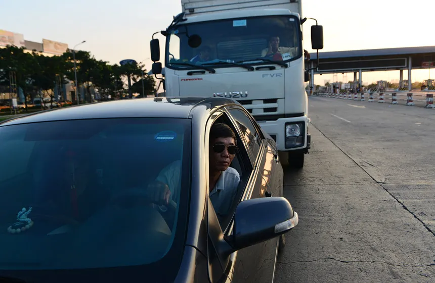 Am anh doan duong 8 km di mat 6 tieng o Sai Gon hinh anh 8