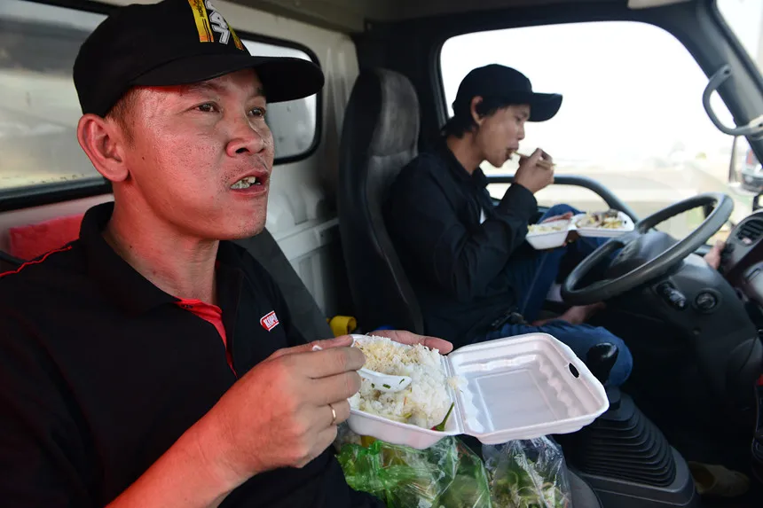 Am anh doan duong 8 km di mat 6 tieng o Sai Gon hinh anh 46