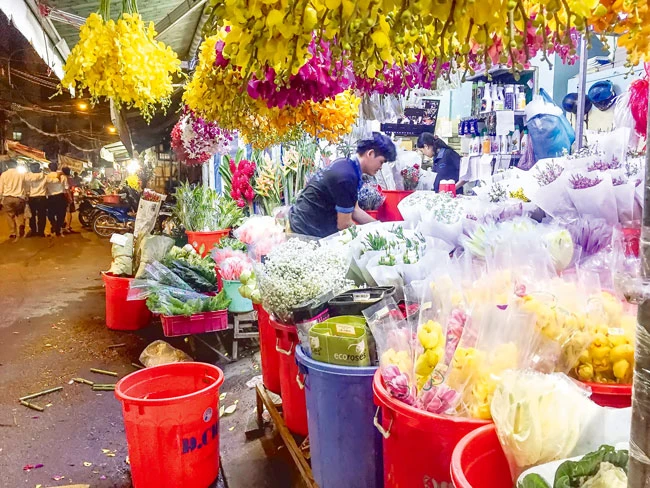 Chợ hoa Hồ Thị Kỷ sôi động mùa Tết ảnh 1 Chợ hoa Hồ Thị Kỷ sôi động mùa Tết ảnh 1