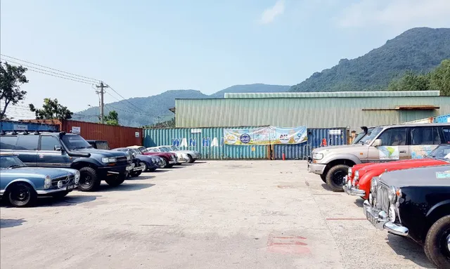 Loạt xe cổ đổ bộ từ Anh sang Việt Nam để chạy hành trình xuyên Đông Nam Á - Ảnh 15. Loạt xe cổ đổ bộ từ Anh sang Việt Nam để chạy hành trình xuyên Đông Nam Á - Ảnh 15.