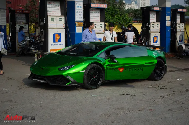 Đổ xăng cho siêu xe tham dự Car & Passion hết bao nhiêu tiền? - Ảnh 1. Đổ xăng cho siêu xe tham dự Car & Passion hết bao nhiêu tiền? - Ảnh 1.