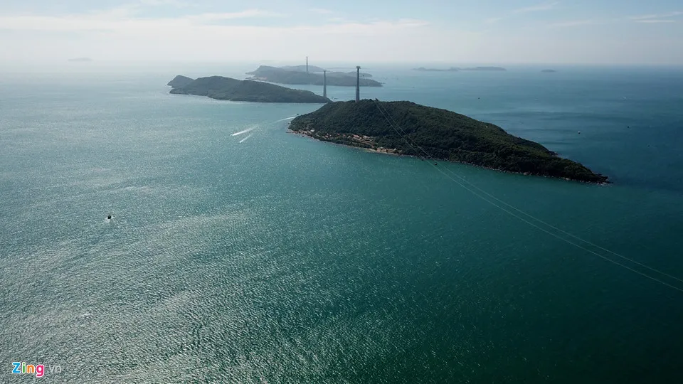 Dao ngoc Phu Quoc nhin tu tren cao hinh anh 14