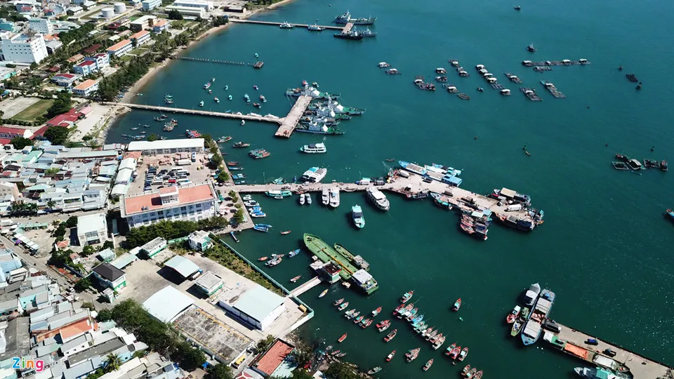 Dao ngoc Phu Quoc nhin tu tren cao hinh anh 15