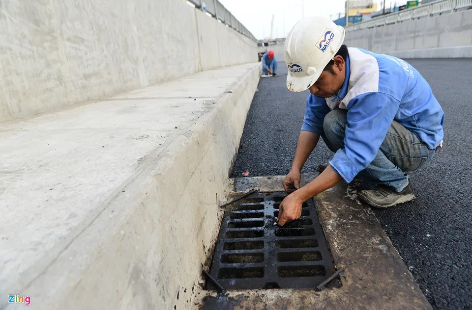 Ham chui nut giao thong 3 tang o Sai Gon truoc ngay thong xe hinh anh 9