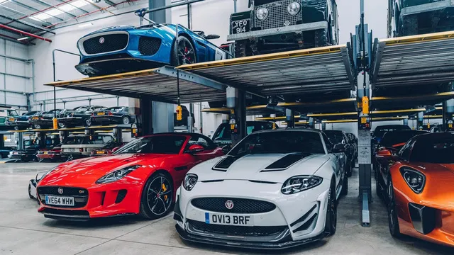 Đây là kho tàng xe cổ bí mật của Jaguar Land Rover - Ảnh 26.