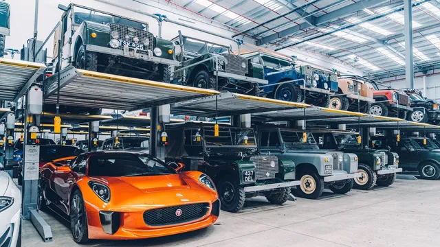 Đây là kho tàng xe cổ bí mật của Jaguar Land Rover - Ảnh 27.
