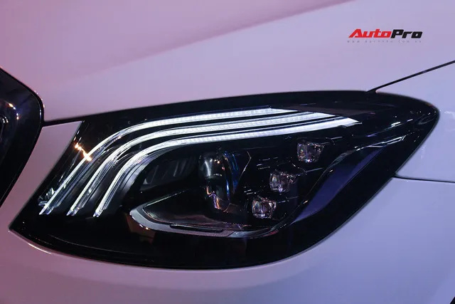Mercedes-Benz Việt Nam chính thức ra mắt bộ ba S 450 mới với giá từ gần 4,2 tỷ đồng - Ảnh 12. Mercedes-Benz Việt Nam chính thức ra mắt bộ ba S 450 mới với giá từ gần 4,2 tỷ đồng - Ảnh 12.