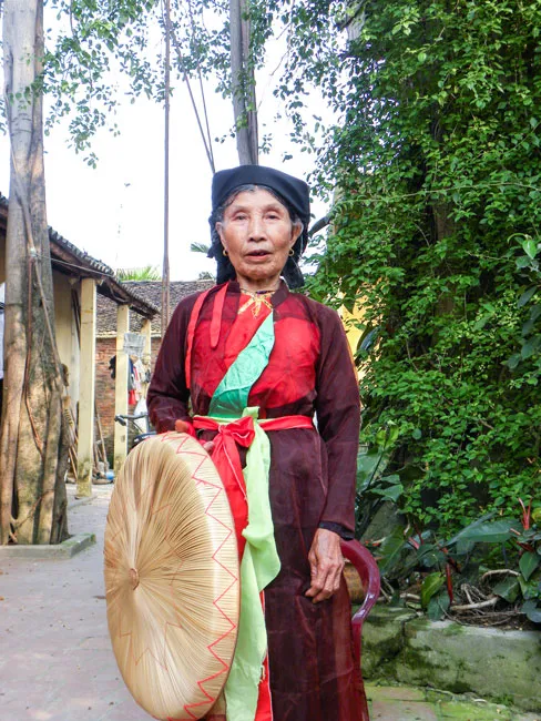 Những bô lão chơi quan họ ảnh 1 Những bô lão chơi quan họ ảnh 1