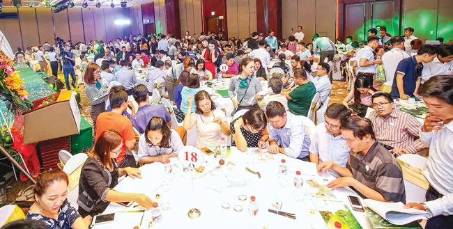 Biến tướng tín dụng bất động sản ảnh 1 Biến tướng tín dụng bất động sản ảnh 1