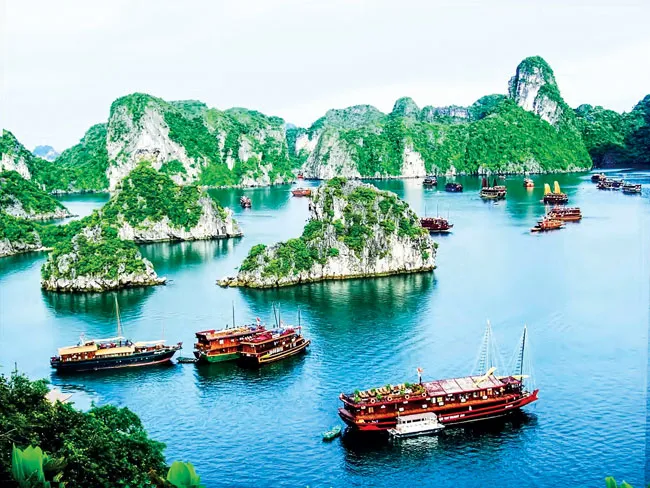 Vịnh Hạ Long tăng phí bất hợp lý ảnh 1 Vịnh Hạ Long tăng phí bất hợp lý ảnh 1
