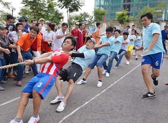 Bài 4: Nỗ lực đảm bảo đời sống công nhân ảnh 1 Công nhân TPHCM sống ra sao? - Bài 4: Nỗ lực đảm bảo đời sống công nhân ảnh 1