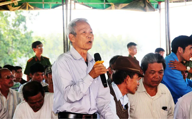 Tạm dừng dự án điện mặt trời, tìm sự đồng thuận của dân ảnh 1 Tạm dừng dự án điện mặt trời, tìm sự đồng thuận của dân ảnh 1