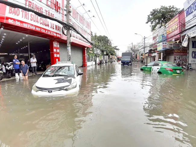 TPHCM - Nan giải chống ngập đô thị ảnh 1 TPHCM - Nan giải chống ngập đô thị ảnh 1