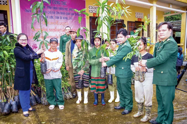 Sẻ chia yêu thương để Sê Sáp bình yên ảnh 7 Sẻ chia yêu thương để Sê Sáp bình yên ảnh 7