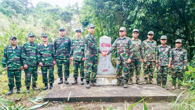 Sẻ chia yêu thương để Sê Sáp bình yên ảnh 4 Sẻ chia yêu thương để Sê Sáp bình yên ảnh 4