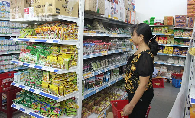 Nhộn nhịp hàng tết