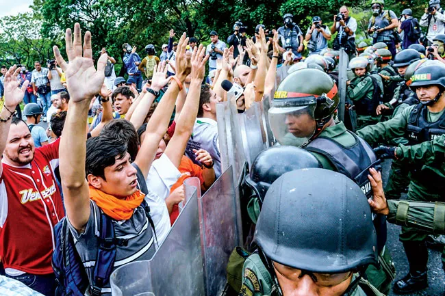 Venezuela - Đường đến khủng hoảng - Kỳ 3: Dẫn đầu chỉ số khốn khổ ảnh 1 Venezuela - Đường đến khủng hoảng - Kỳ 3: Dẫn đầu chỉ số khốn khổ ảnh 1