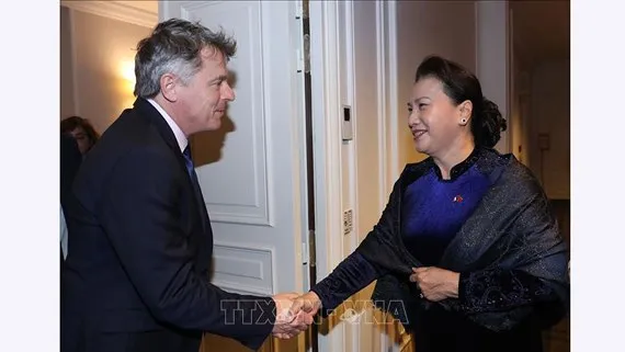 Chủ tịch Quốc hội Nguyễn Thị Kim Ngân tiếp Bí thư Toàn quốc Đảng Cộng sản Pháp, Fabien Roussel. Ảnh: Trọng Đức/TTXVN