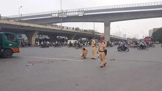 Đã xác định danh tính nữ tài xế lao xế hộp vào hàng loạt người đi đường ảnh 1