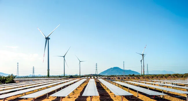 Solar power projects should not depend on bank loans ảnh 1 Solar power projects should not depend on bank loans ảnh 1