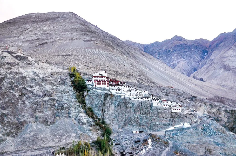 Trải nghiệm mạo hiểm vùng chiến sự Ladakh ảnh 1 Trải nghiệm mạo hiểm vùng chiến sự Ladakh ảnh 1