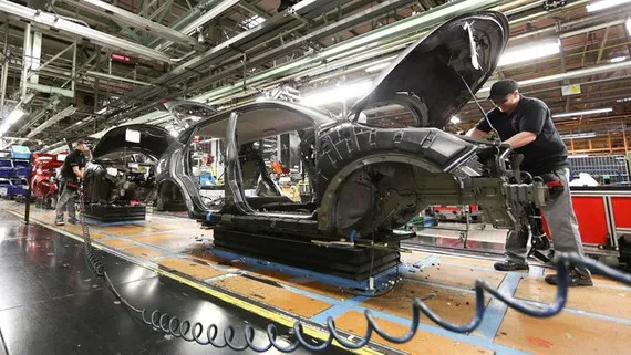 Ngành công nghiệp ô tô châu Âu sợ Brexit “cứng” Ngành công nghiệp ô tô châu Âu sợ Brexit “cứng”