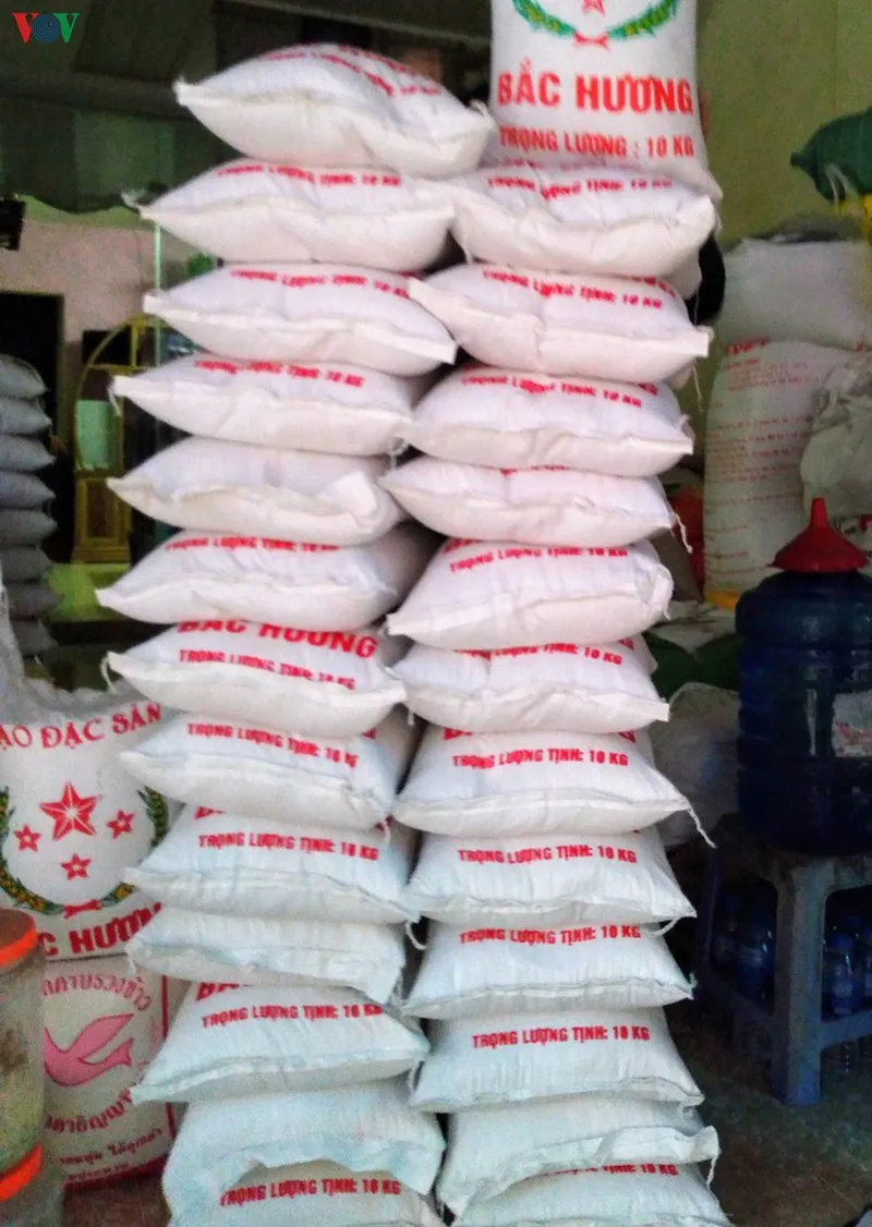 ảnh: thơm thảo những tấm lòng hỗ trợ người nghèo vượt qua đại dịch hình 12 anh: thom thao nhung tam long ho tro nguoi ngheo vuot qua dai dich hinh 12