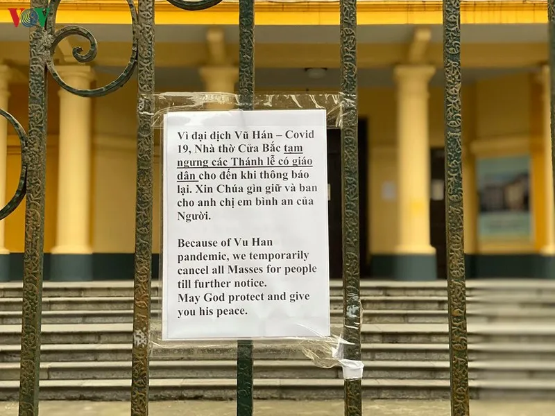 lễ phục sinh: giáo dân làm lễ online tại nhà tránh dịch covid-19 hình 2 le phuc sinh: giao dan lam le online tai nha tranh dich covid-19 hinh 2