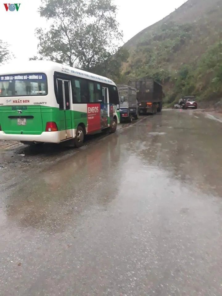 mưa đá, dông lốc kinh hoàng ở tây bắc, 4 người thiệt mạng hình 5 mua da, dong loc kinh hoang o tay bac, 4 nguoi thiet mang hinh 5