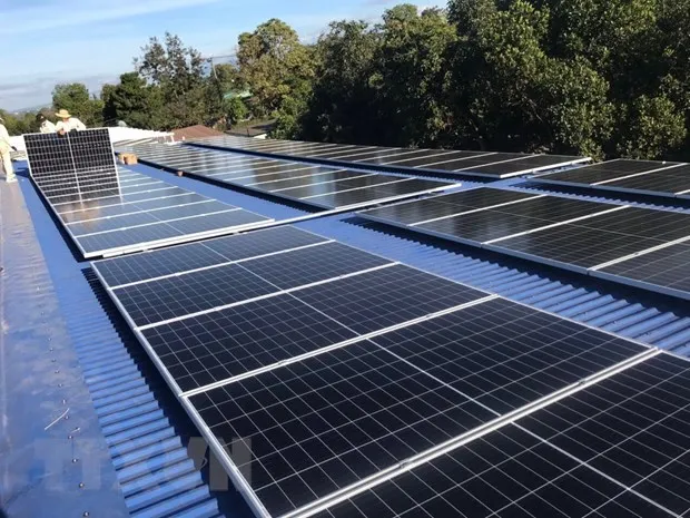 Nhieu vuong mac trong dau tu phat trien dien Mat Troi mai nha hinh anh 1