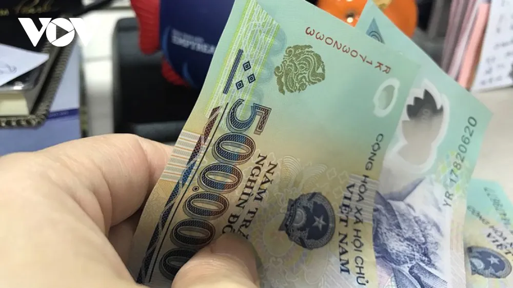 Chưa điều chỉnh tiền lương cơ sở và chuẩn nghèo trong năm 2021 ảnh 1 Chưa điều chỉnh tiền lương cơ sở và chuẩn nghèo trong năm 2021 ảnh 1