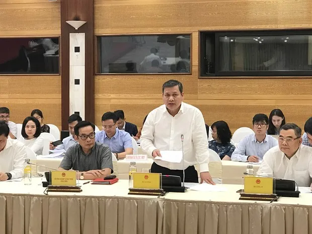 Nganh thue cam ket xem lai viec khau tru thue TNCN tu tien thuong Tet hinh anh 1