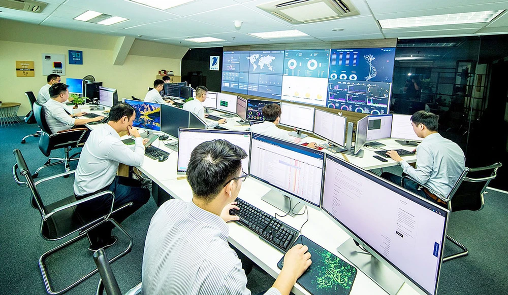 Trung tâm Điều hành SOC (Security Operation Center) của VNPT theo dõi, xử lý các sự cố về ATTT 24/7