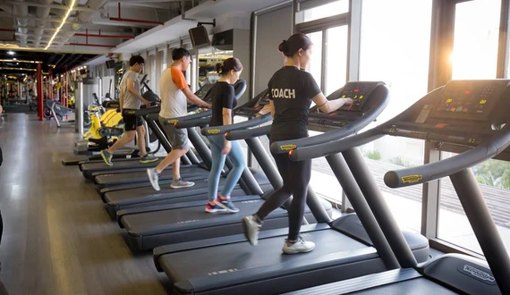 Từ 18 giờ hôm nay 7-5, TPHCM tạm dừng phòng gym, trung tâm nhà hàng tiệc cưới, nhà hàng buffet cho đến khi có thông báo mới