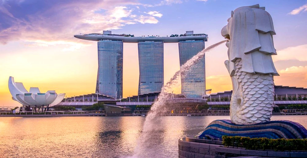 Merlion, sinh vật kết hợp biểu tượng của cá và sư tử, một biểu tượng của đất nước Singapore.