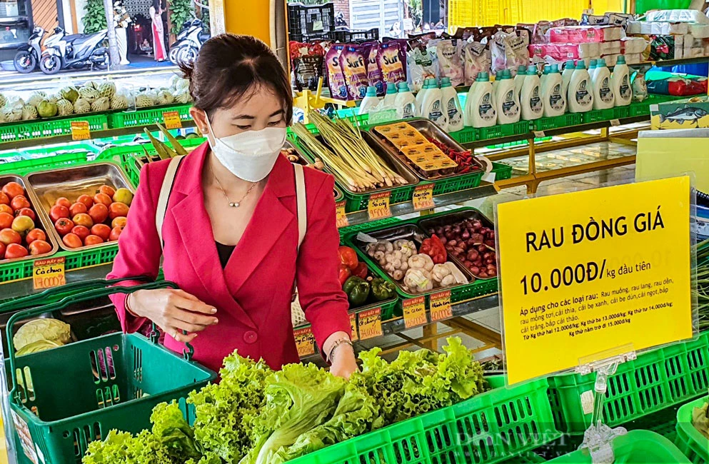 "Bão giá" rồi đây sẽ đến từng cửa hàng, siêu thị vào trong bàn ăn từng gia đình.